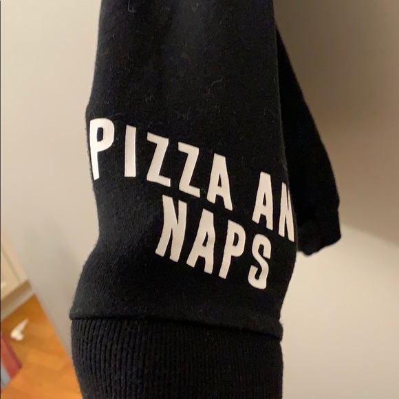 Cute H&M black girls sweater - Picture 3 of 6